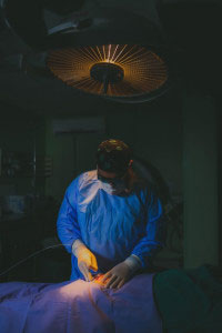 Νέα ενδοσκοπική θεραπεία με LASER – Τέλος στην Κύστη Κόκκυγος